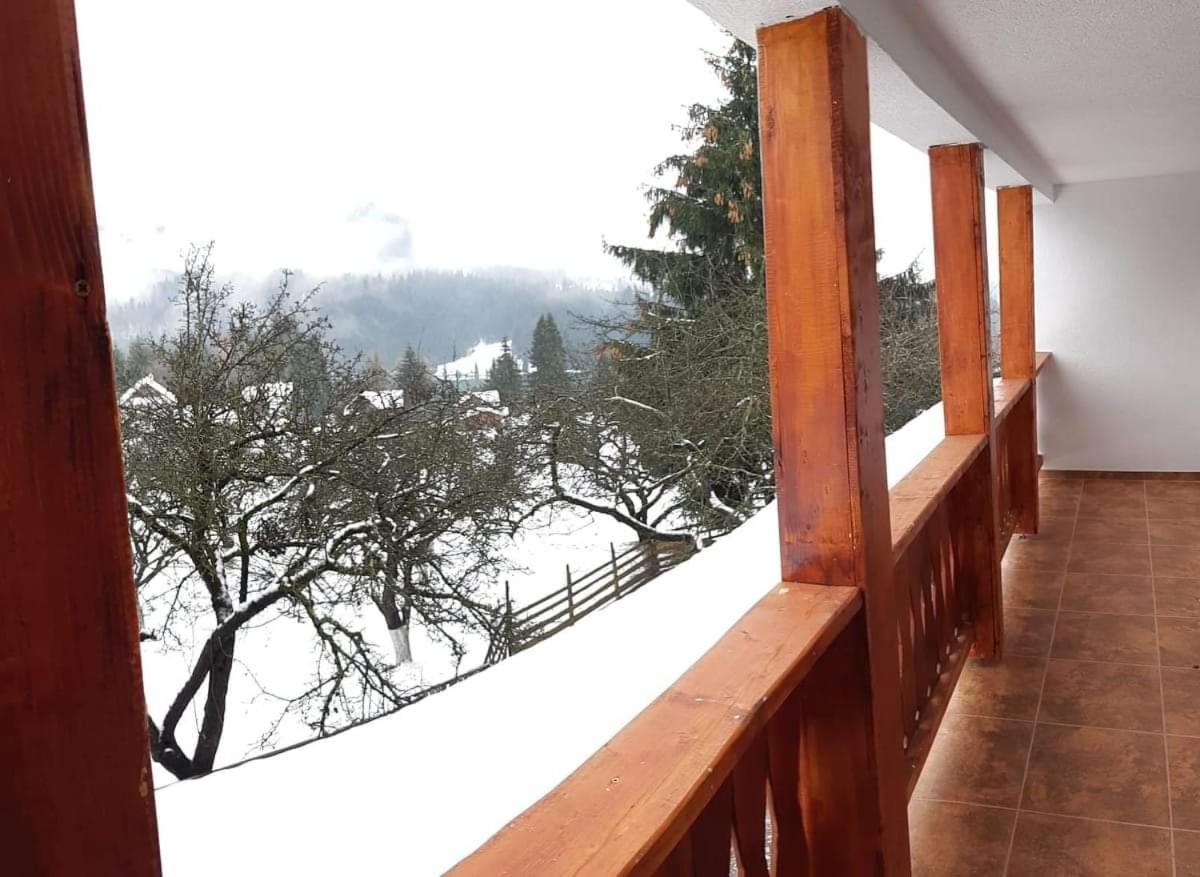 Casa De Vacanta Perla Colibitei Колібіца Екстер'єр фото