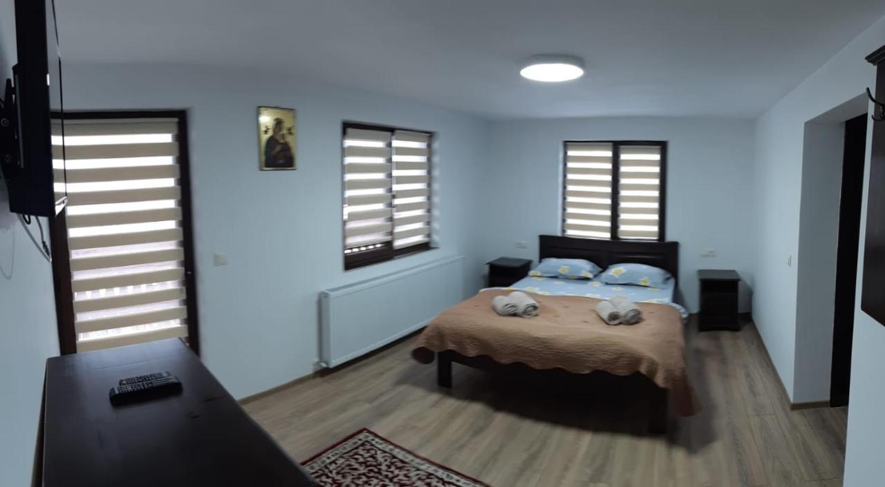 Casa De Vacanta Perla Colibitei Колібіца Екстер'єр фото