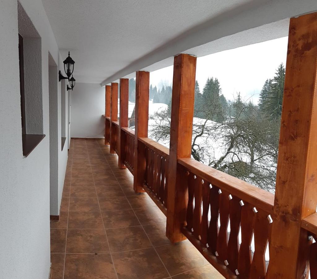 Casa De Vacanta Perla Colibitei Колібіца Екстер'єр фото